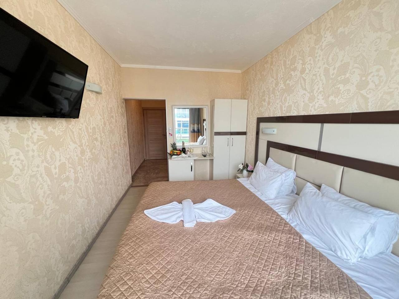 סאני ביץ' Family Hotel Gallery מראה חיצוני תמונה