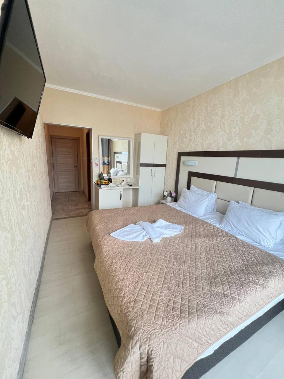 סאני ביץ' Family Hotel Gallery מראה חיצוני תמונה